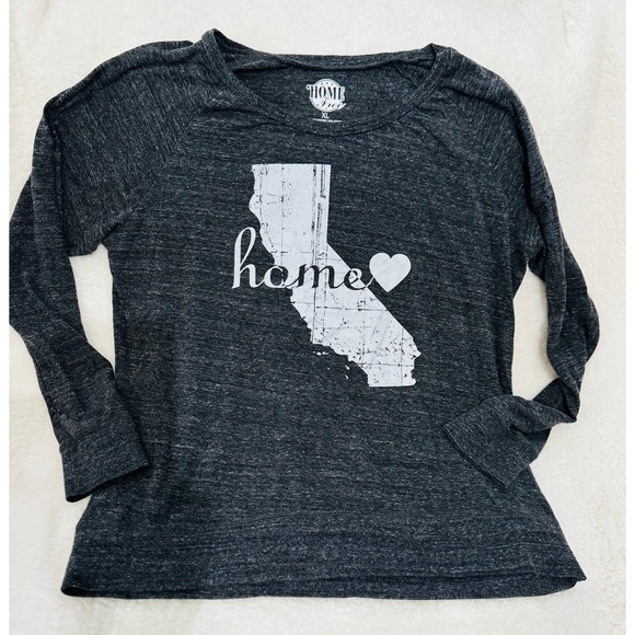 Tops - Women's Home Free size XL Long Sleeve shirt‎